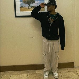 Meet your Posher, Nicholas